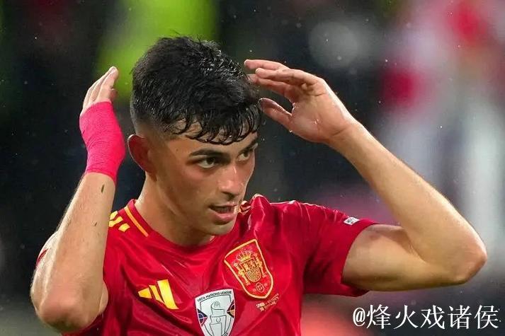 欧国联：曼城前锋梅开二度，10人意大利1-2惜败西班牙